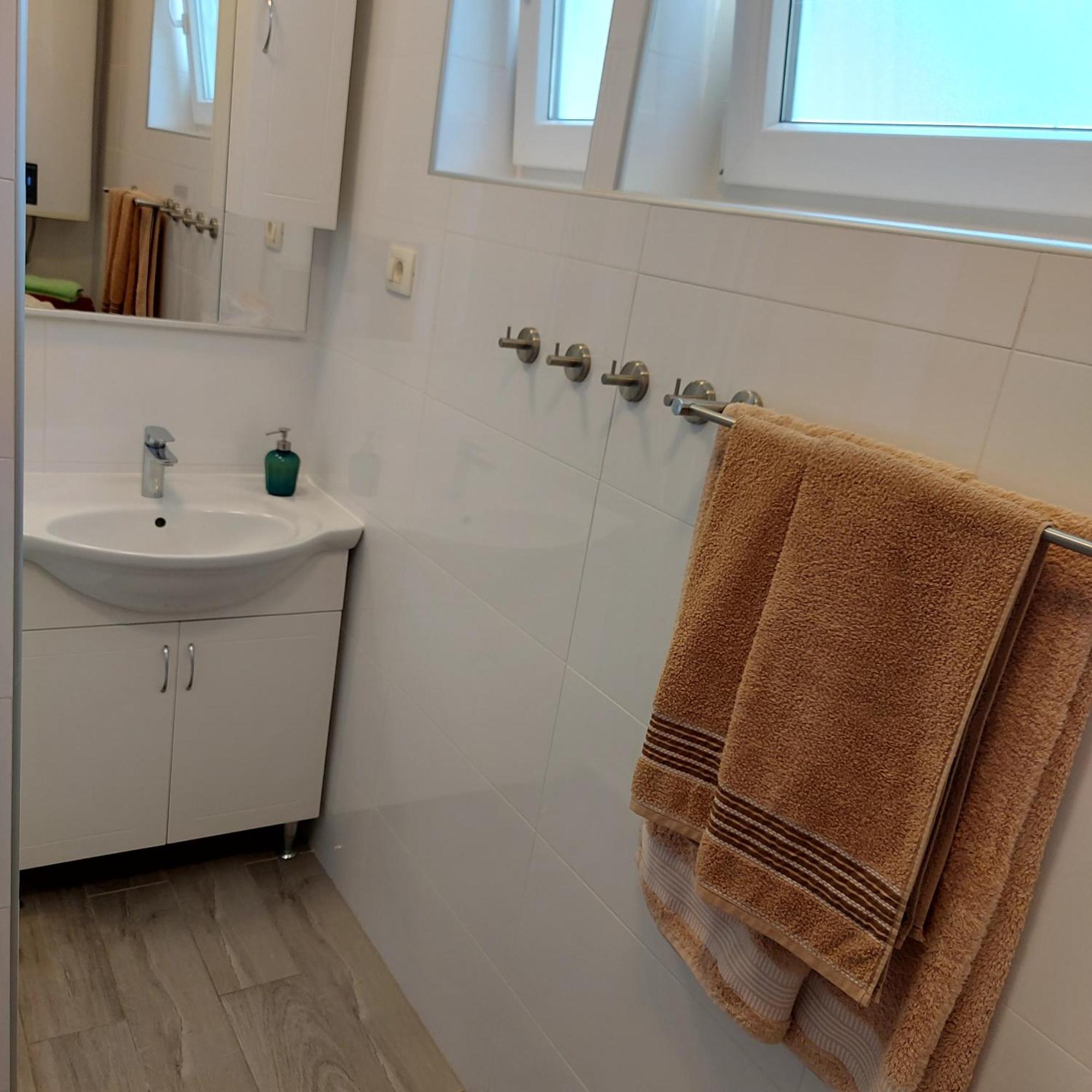 Apartmani Slavulj Fažana Buitenkant foto